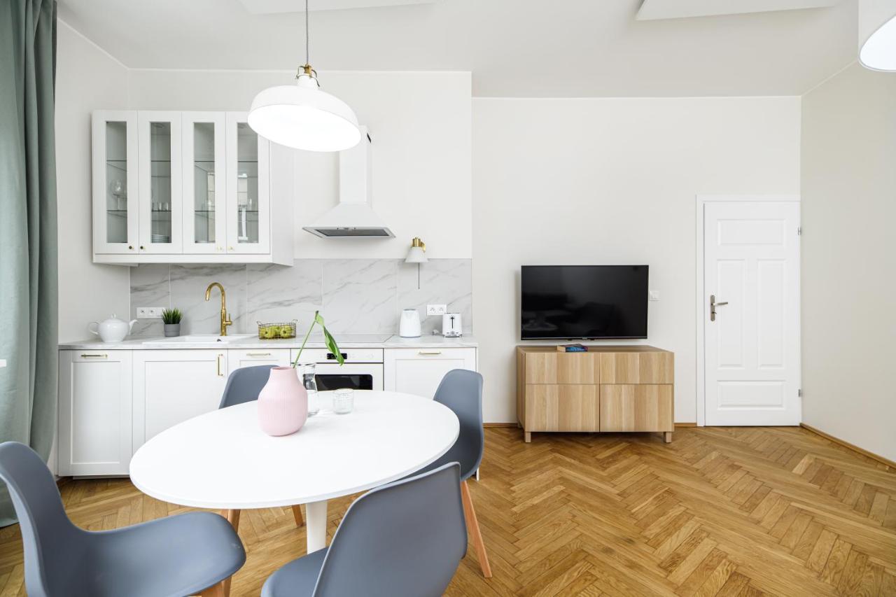 Apartment Native Zulawskiego 8