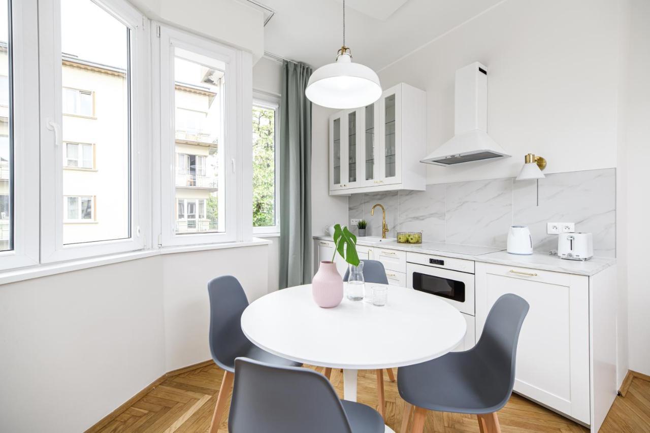 Apartment Native Zulawskiego 8